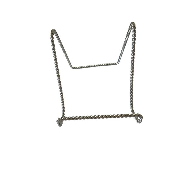 Silver Twisted 6 " Tall Steel Easel - Picture 1 of 7